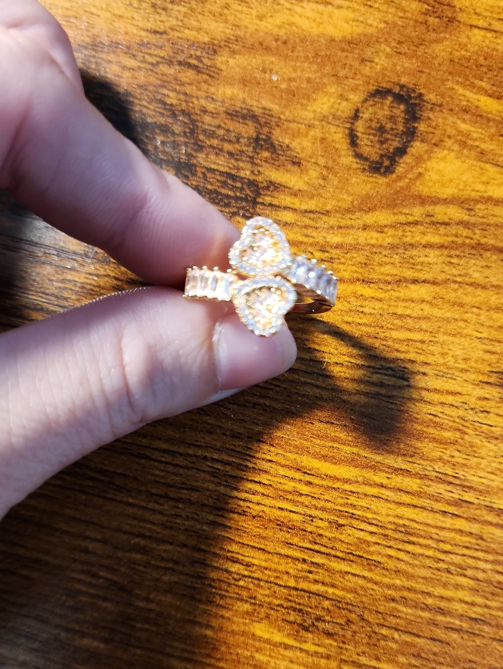 1pc Symmetrical Heart Shaped Copper Ring With Cubic Zirconia Rhinestones On Gold